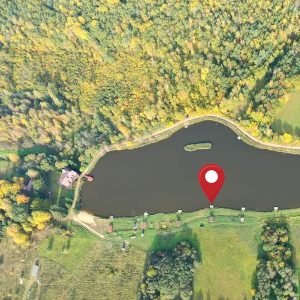 4 sektorius – namelis su liepteliu